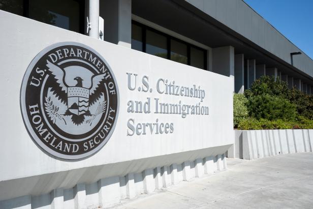New DHS field director shares immigration enforcement plans with Sonoma County sheriff Placeholder Image
